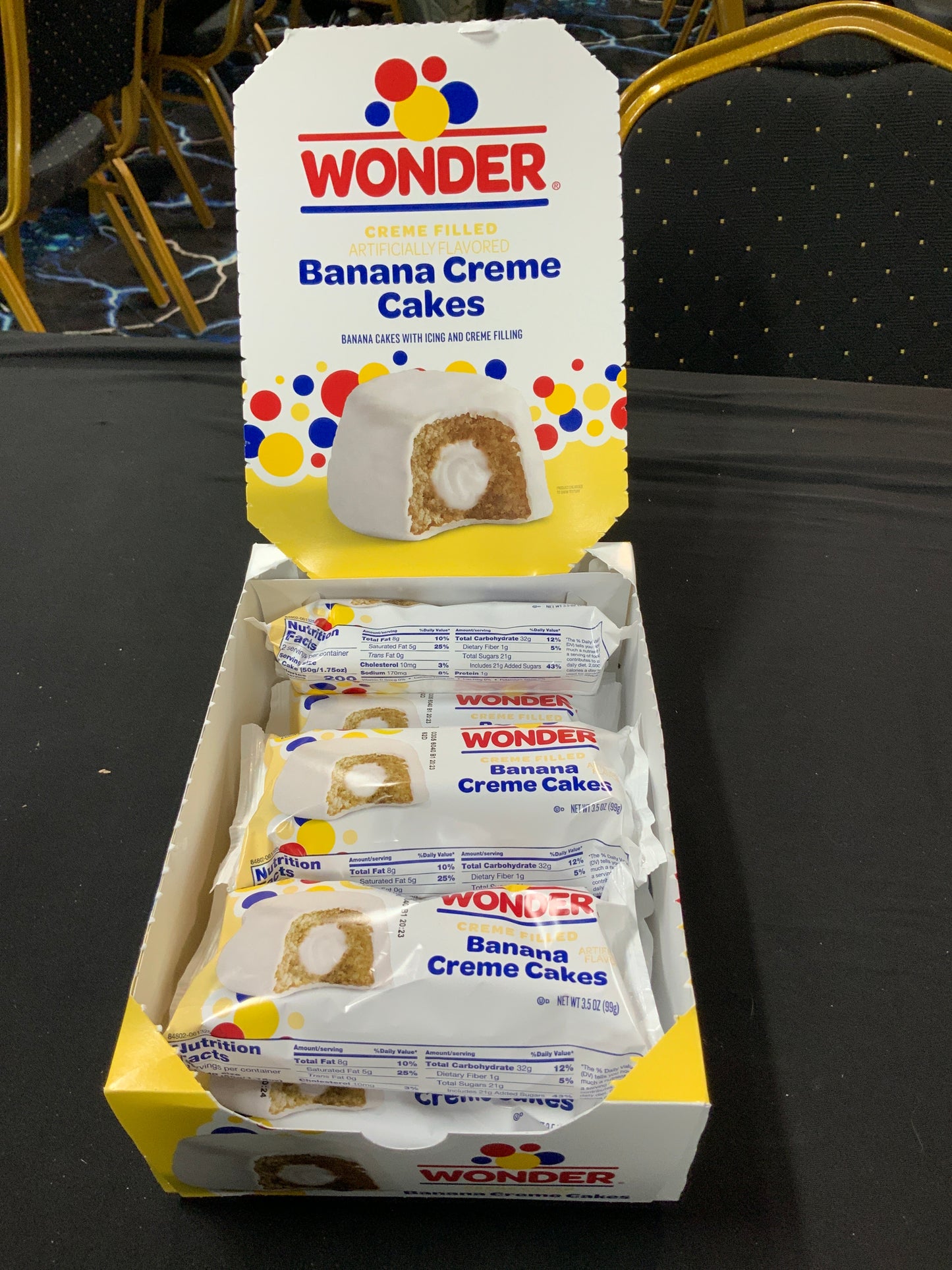 Wonder Banana Creme Cakes